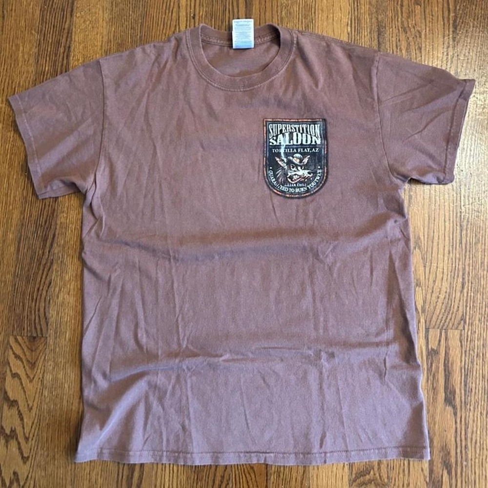 Gildan Superstition Saloon Tortilla Flat AZ Graphic T-Shirt Mens Medium Brown